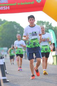 BIB: 1390
                            <button type="button" onclick="openModal(3646883)" class="btn btn-primary btn-sm float-right btn-popup" data-toggle="modal" data-target=".modal-high-quality">
                        <i class="fas fa-shopping-cart"></i> Add to Cart
                    </button>
                                            <button type="button" onclick="isThisMe(3646883, true)" class="btn btn-success btn-sm float-right btn-popup btn-isme hidden" data-toggle="tooltip" data-placement="bottom" title="นี่คือรูปของคุณใช่ไหม คลิกที่นี่เพื่อเอาเข้าอัลบั้ม">
                        <i class="fas fa-plus"></i> Add to album
                    </button>
                    <button type="button" onclick="isThisMe(3646883, false)" class="btn btn-warning btn-sm float-right btn-popup btn-isnotme hidden">
                        <i class="fas fa-ban"></i> Remove from album
                    </button>